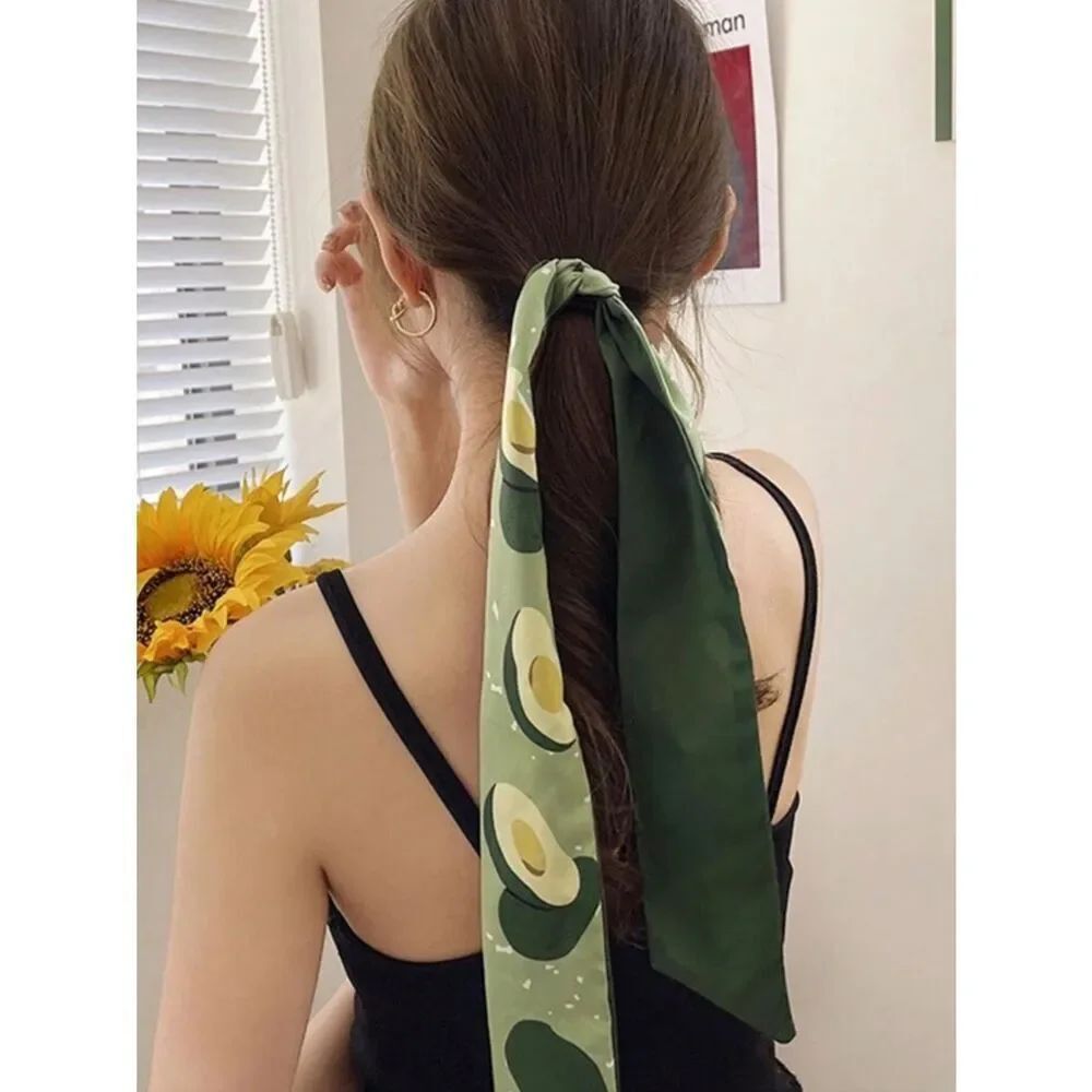 Green Avocado Print Scarf M1657